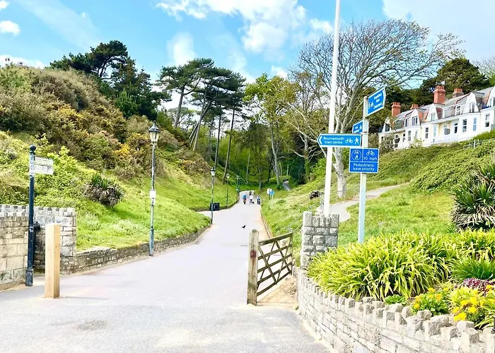 Modern Family Free Parking And Gym By Beach
